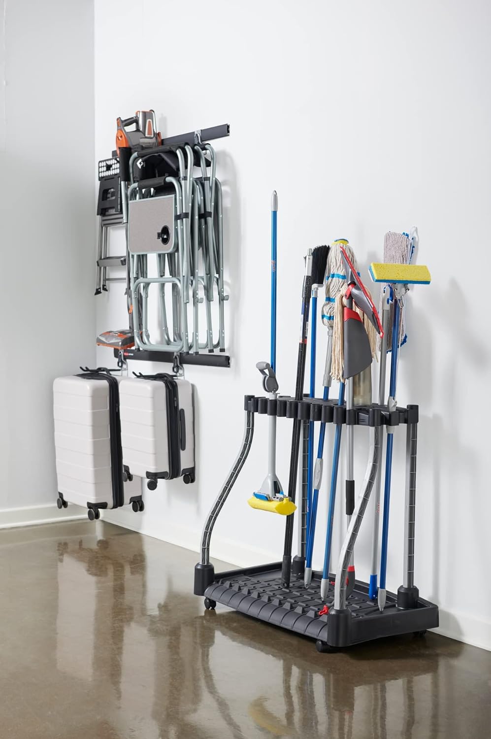 Rubbermaid Garage Tool Tower Rack, Easy to Assemble, Wheeled, Organizes up to 40 Long-Handled Tools\/Rakes\/ Brooms\/Shovles in Home\/House\/Outdoor\/Shed, Black